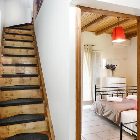 Fridas Place Halikounas