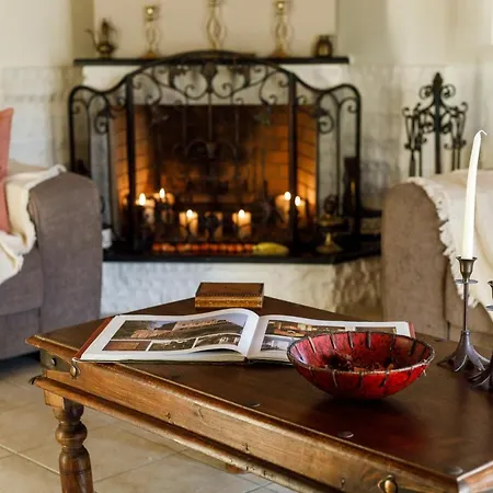 别墅 Fridas Place Halikounas