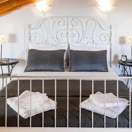 Fridas Place Villa Chalikounas